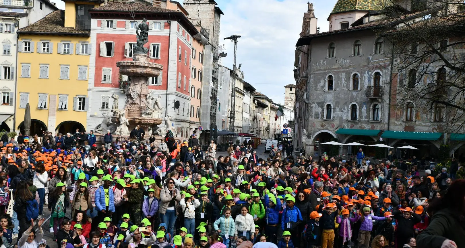 Trento, duemila in piazza per la Giornata della Pace