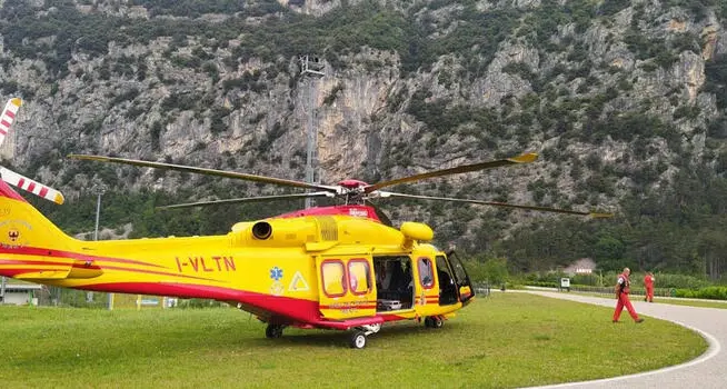 Canazei, biker perde il controllo del mezzo e scivola per 40 metri