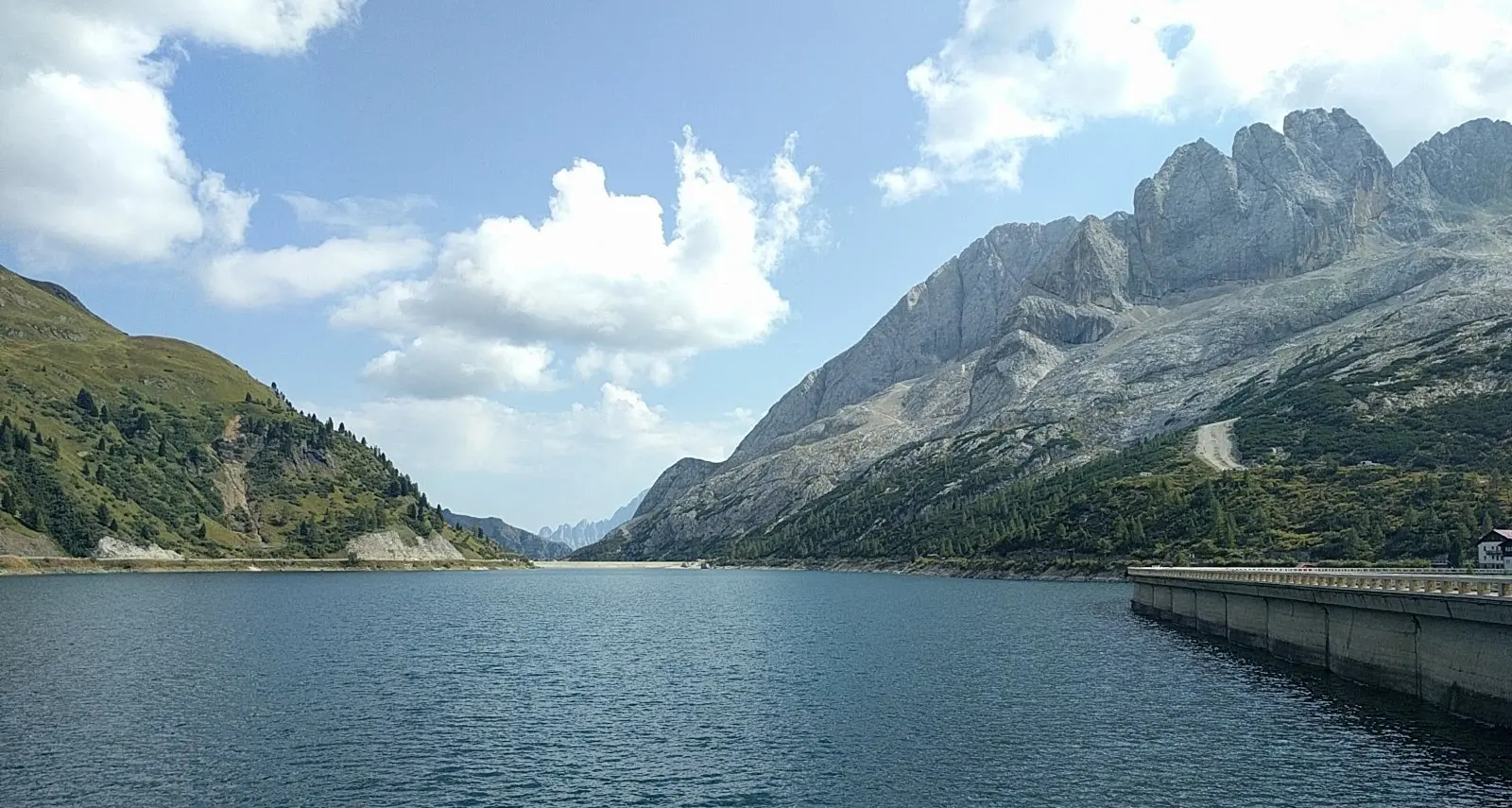 Montagne nella morsa del caldo: 14 gradi ai 3mila metri di Cima Presena