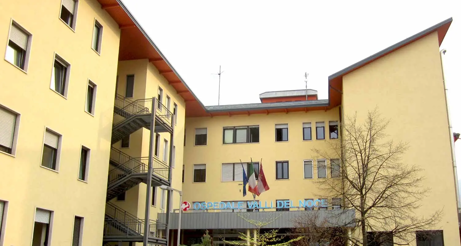 Medico in missione umanitaria, ma la chirurgia di Cles resta aperta