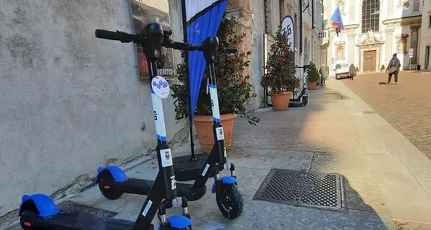 Monopattini, l'azienda che lascia Trento: «Penalizzati dal mercato e dalle norme stringenti\"