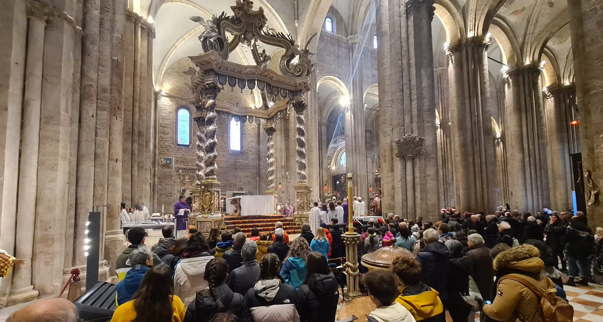 Cattedrale di Trento, la messa per l’abbraccio