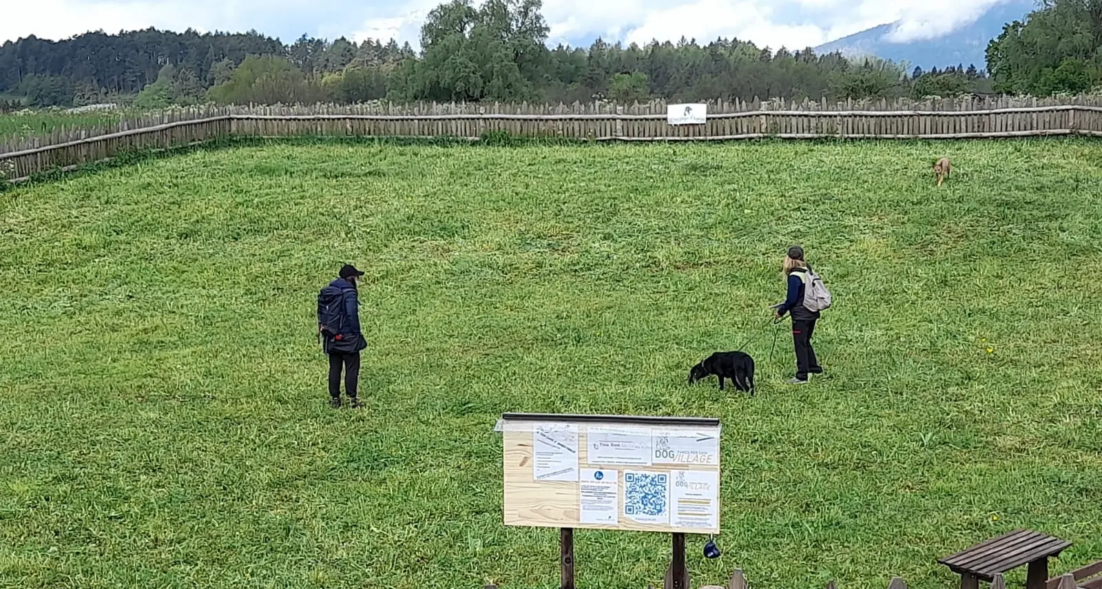A Cavareno apre il Dog Village