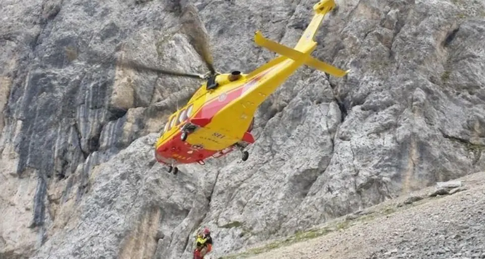 Scivola sulle Pale di San Martino, 18enne in ospedale