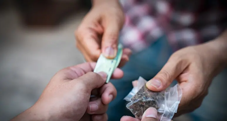 Arrestato per spaccio di droga a Trento, era già stato condannato in passato per lo stesso reato