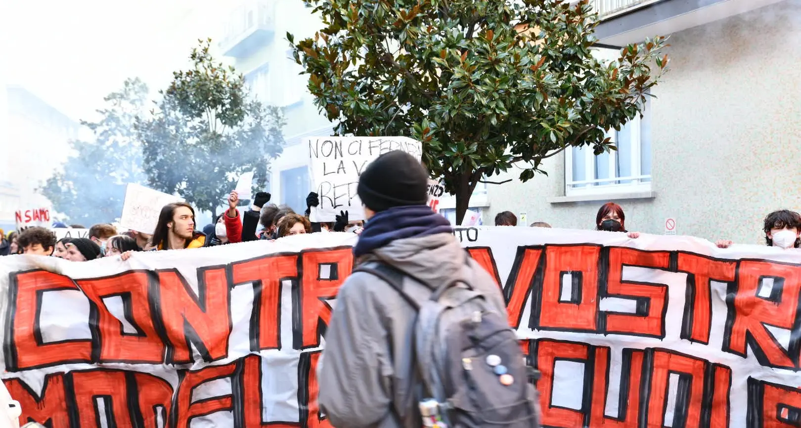 Protesta degli studenti, corteo in centro a Trento