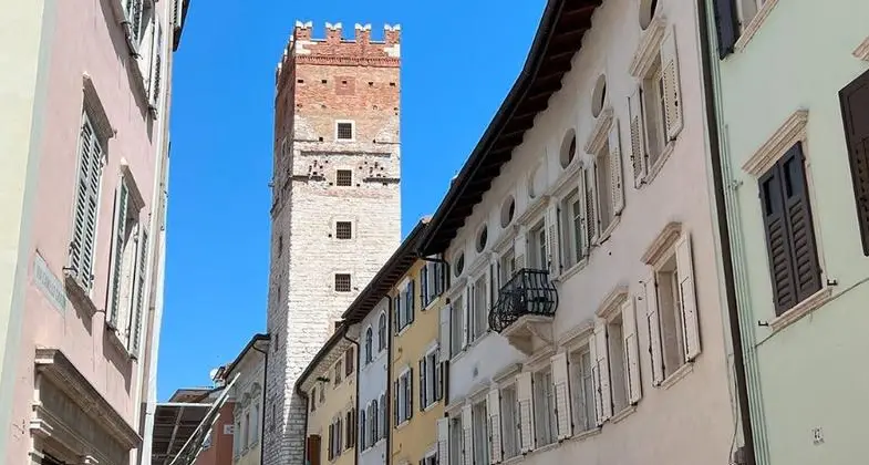 Scoprire Trento, le sue torri e i segreti celati da secoli