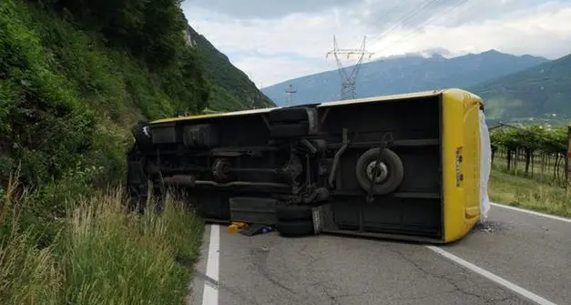 Scuolabus ribaltato, la vittima è Paolo Pedrinolla di Ala