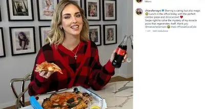 Un altro sponsor blocca la collaborazione con Chiara Ferragni: la Coca Cola ferma lo spot