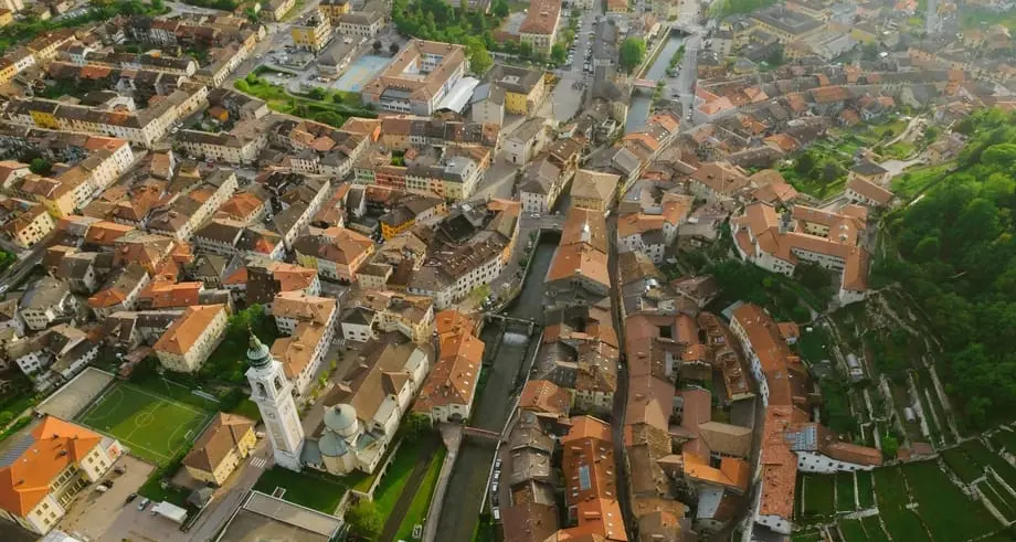 Giornate Fai di Primavera: nel fine settimana visite ad Avio, Borgo, Castello Molina, Cavalese, Riva, Vervò e Trento