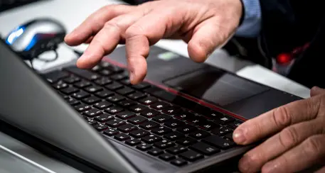 Un giornalista del Nuovo Trentino ha intervistato la chatbot che scrive articoli