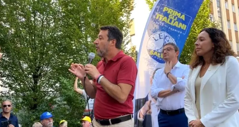 Salvini a Rovereto: «Contro le baby gang serve la leva obbligatoria»