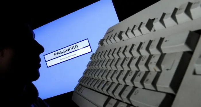 E-mail aziendali hackerate, due persone arrestate fra Emilia e Germania