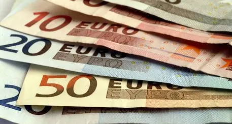«Gli stipendi dei sindaci trentini? Siano proporzionati a quelli del personale comunale»