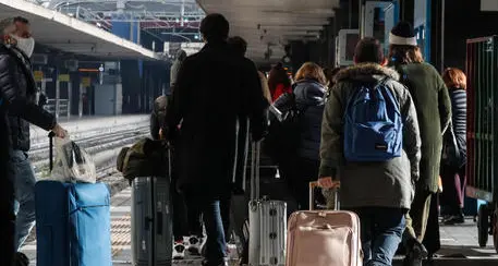 Covid, stop agli spostamenti fra Regioni fino al 25 febbraio