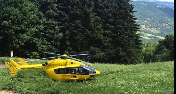 Escursionisti trovano sul sentiero il cadavere di un uomo