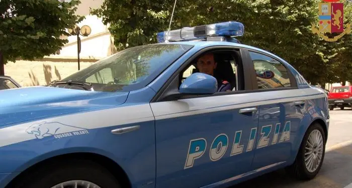 Trento, trovati in uno stabile abbandonato in via Brennero: espulsione per 5 giovani con precedenti