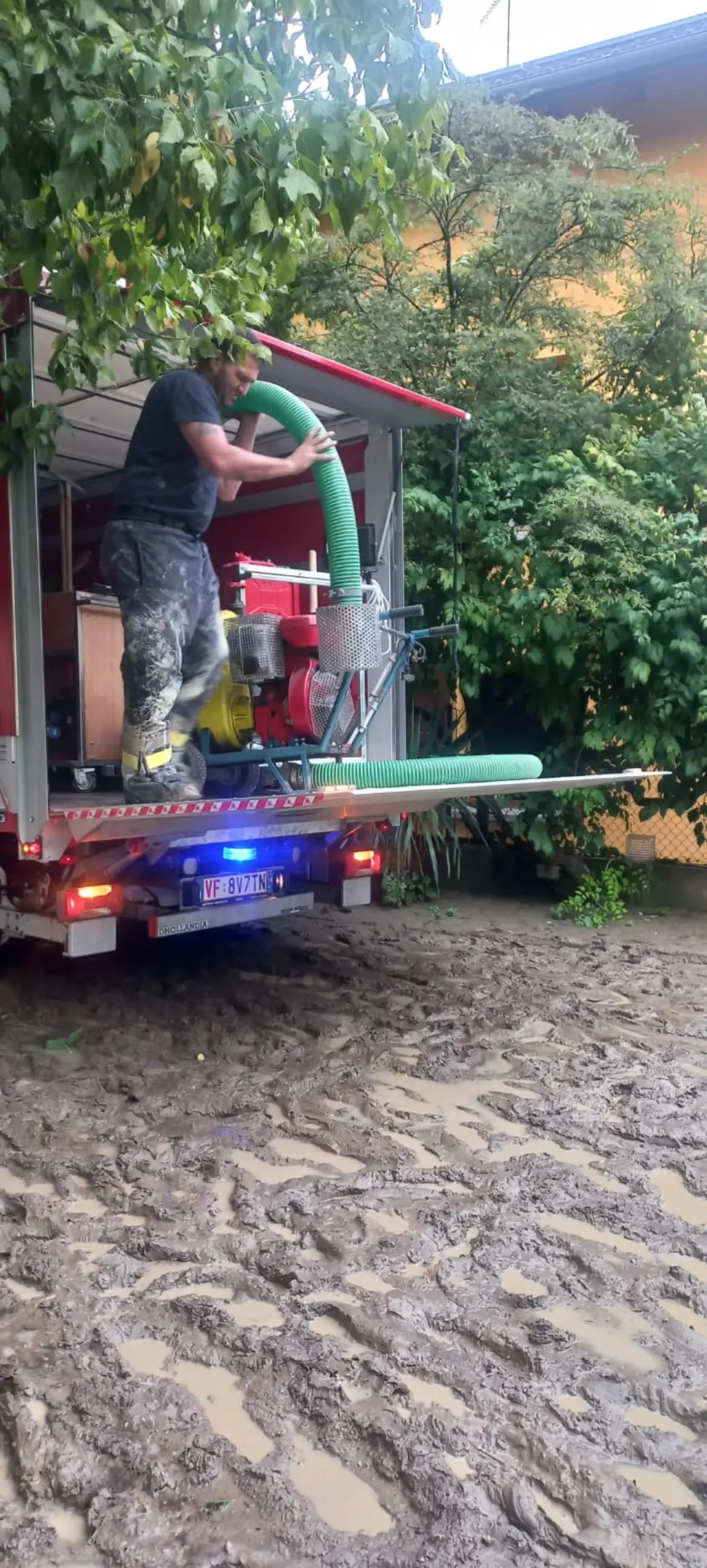 Alluvione, i trentini si spostano nel bolognese: fiume esondato a San Lazzaro di Savena