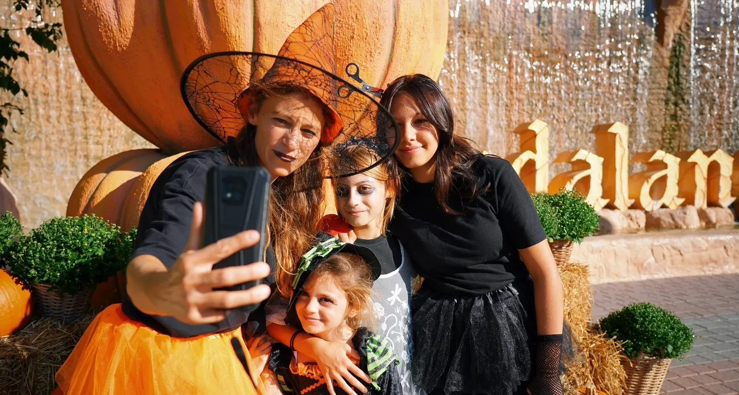 A Gardaland è già Halloween: arrivano zombie e mostri