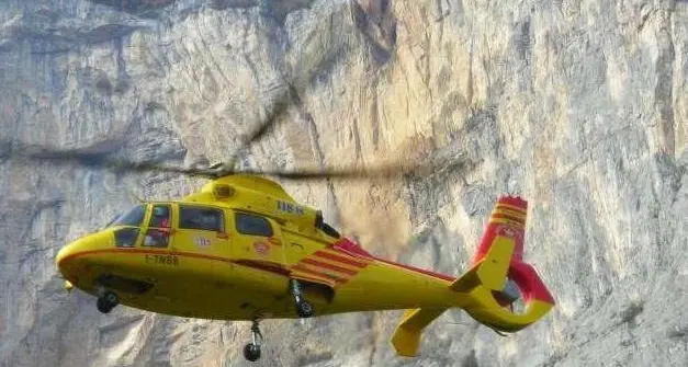 Infortunio sulle Placche Zebrate di Dro, arrampicatrice di 25 anni precipita per alcuni metri