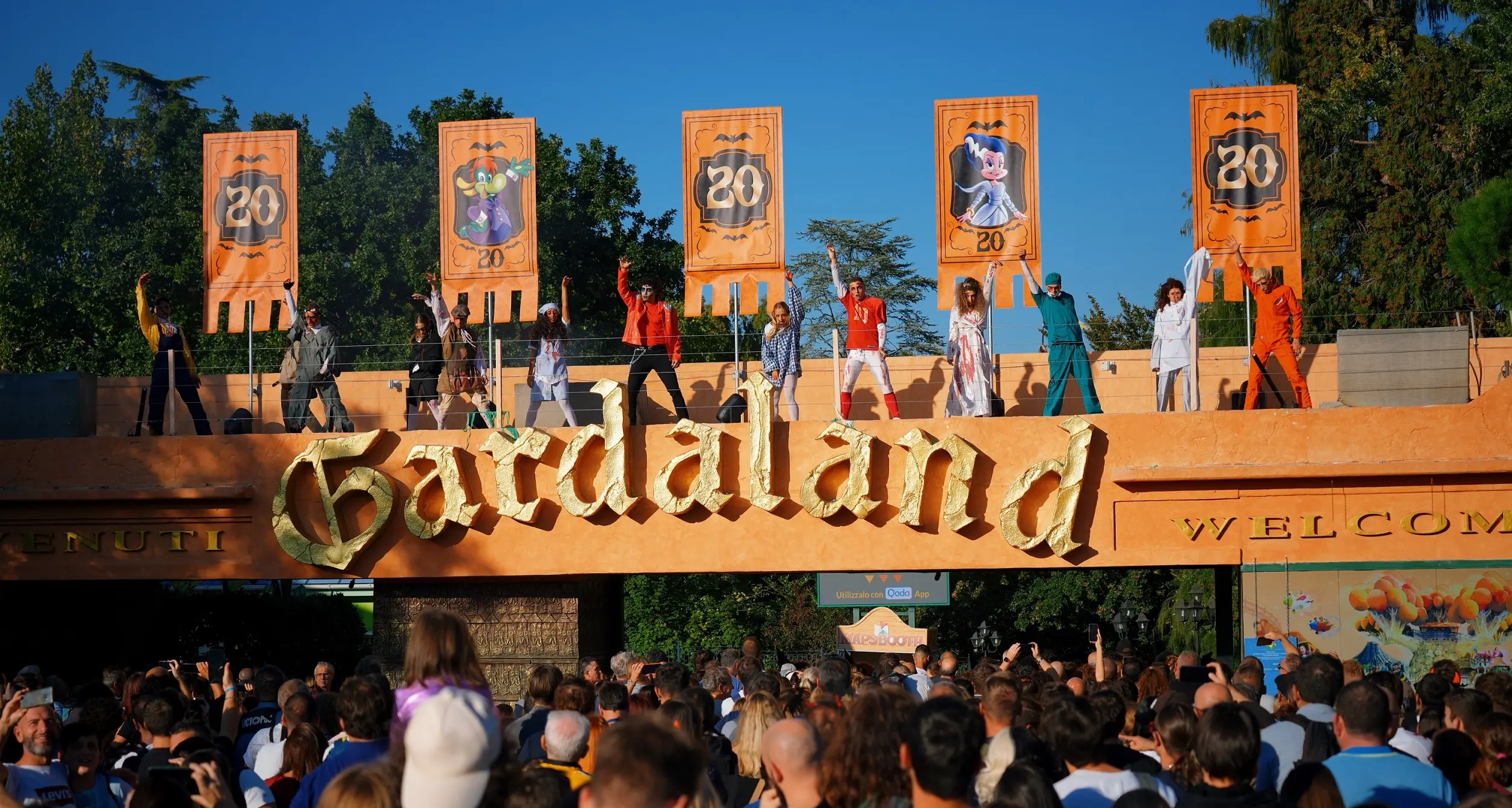 Zucche, scheletri e fantasmi: tutto pronto a Gardaland per la festa di Halloween