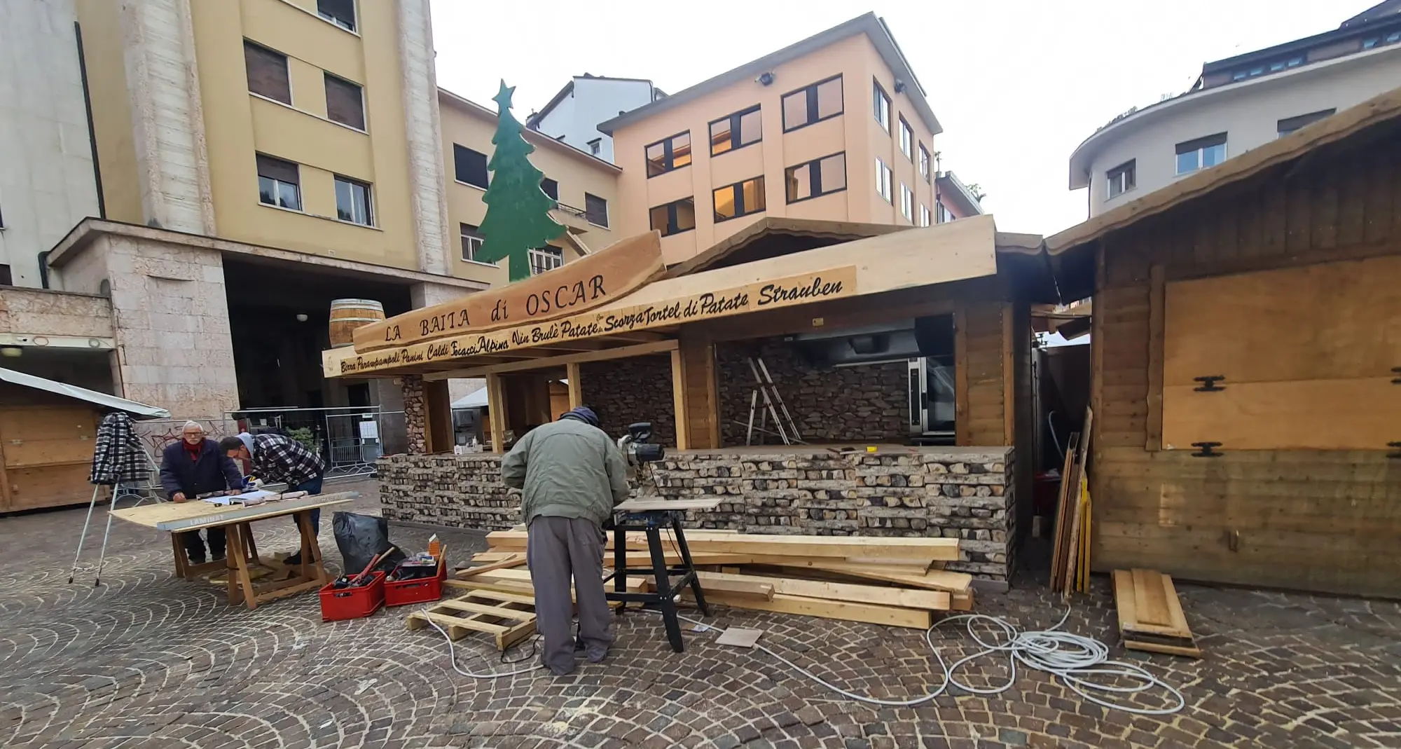 Trento già (quasi) pronta per il Natale in città