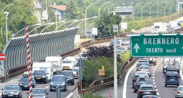 Trento, il Comune traccia gli spostamenti dei cittadini: da metà maggio interviste nei punti di accesso al capoluogo