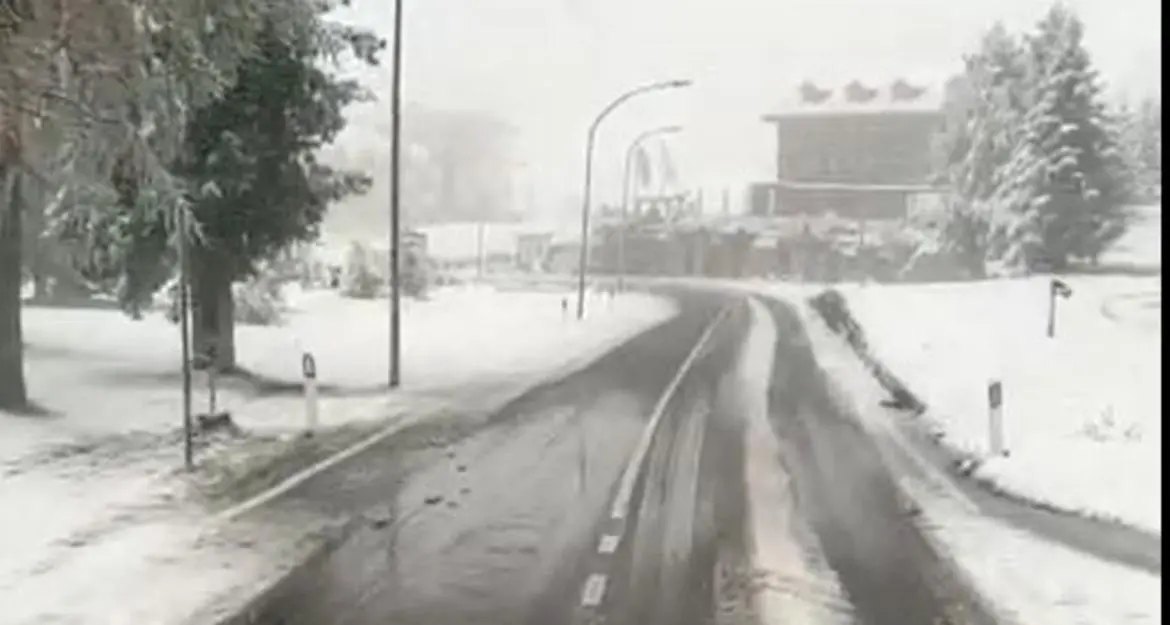 Torna il maltempo: domenica attese nevicate abbondanti in quota e piogge in valle