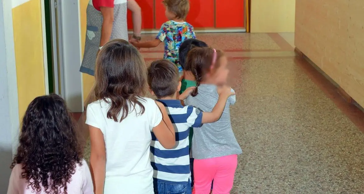 Materne, bocciato il ddl Degasperi sul calendario “corto” come alla scuola primaria