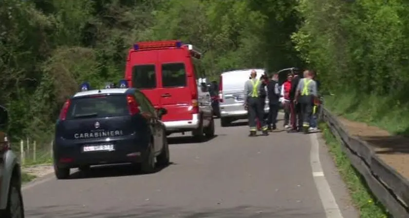 Ciclista urtata dall’auto pirata, accertamenti su un giovane trentino