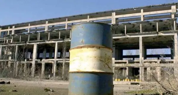 «Si scava nel sito più inquinato d’Italia senza un piano del rischio sanitario»