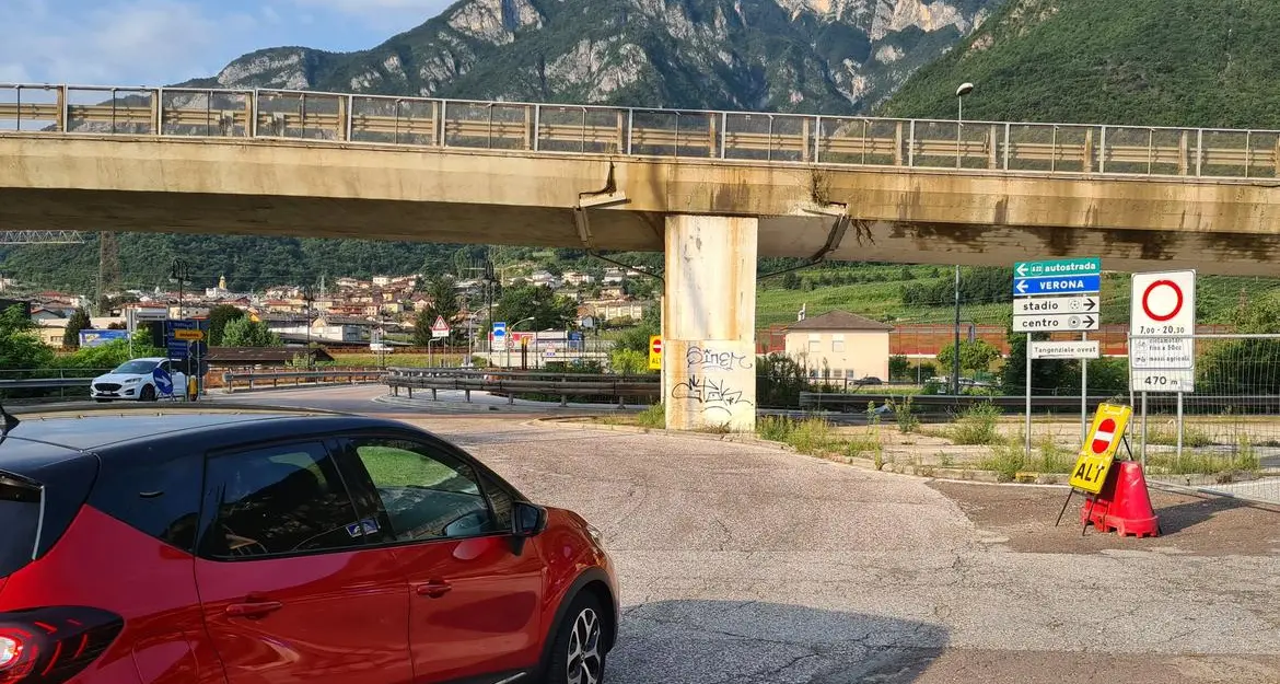 Tangenziale chiusa, superato senza emergenze il primo test