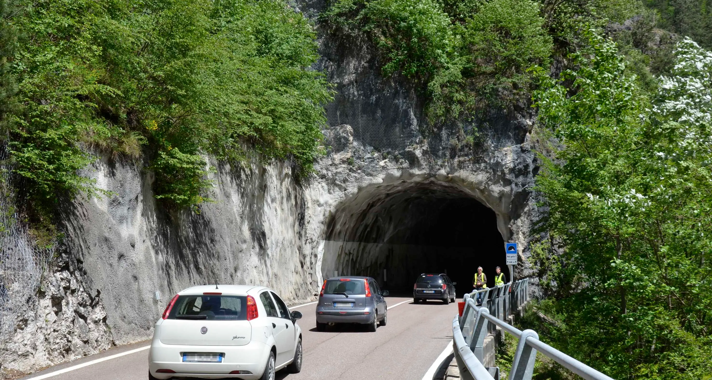 Curve più “morbide” per la strada da unisce Calliano e Folgaria