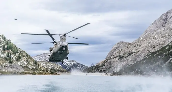 Seicento militari con mezzi innovativi all’esercitazione di Passo Fedaia sui nuovi scenari bellici