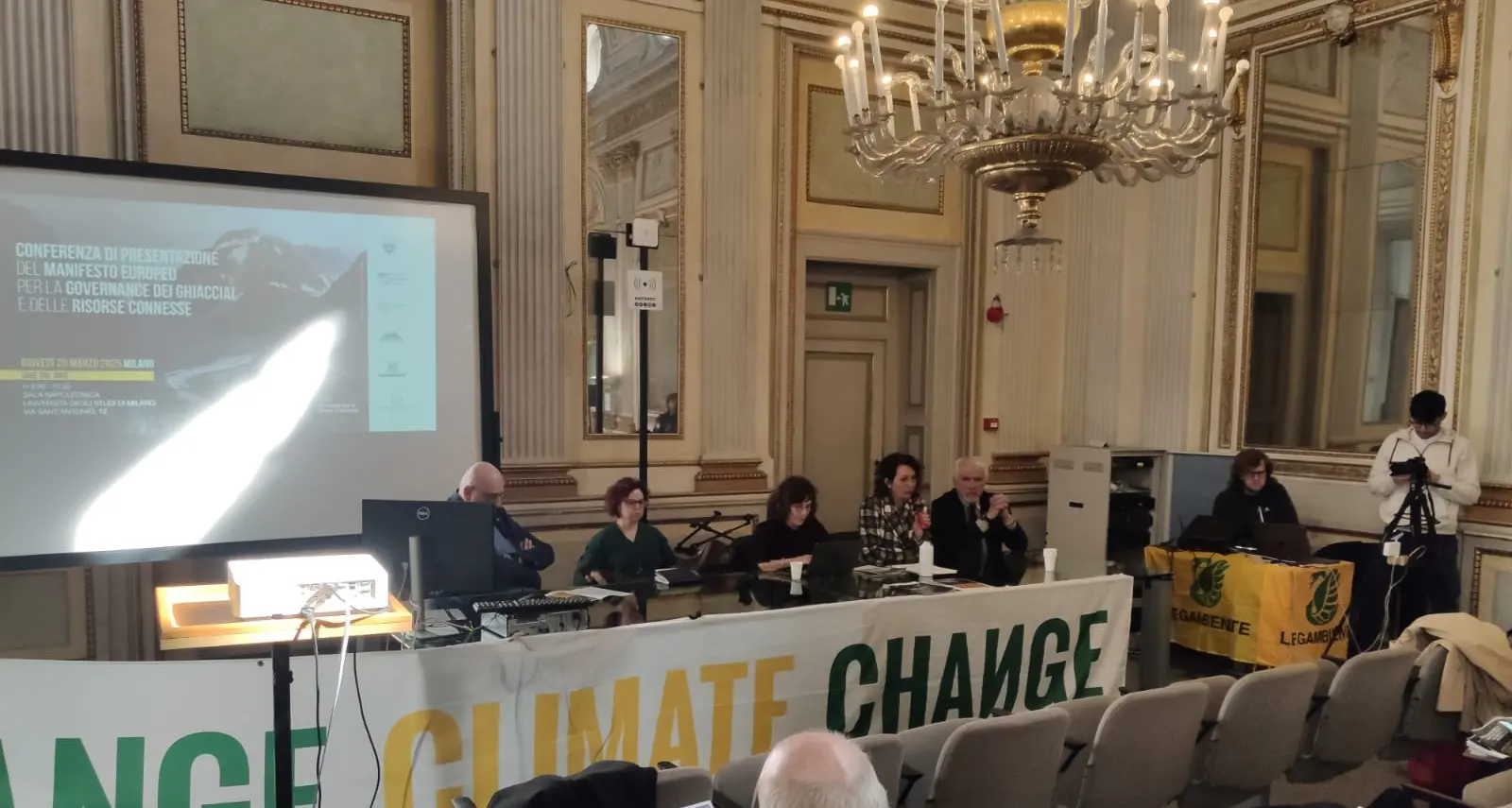 Firmato a Milano il “Manifesto europeo per i ghiacciai”: ridurre le emissioni di gas serra