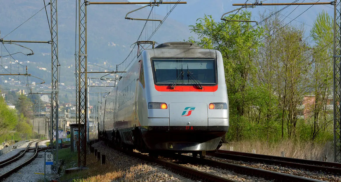 Sciopero nazionale: treni fermi per 24 ore dalle 21 di sabato