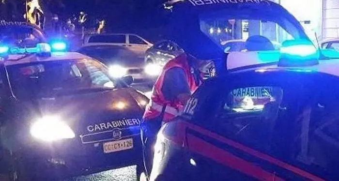 Due donne senza reddito con 160 auto intestate