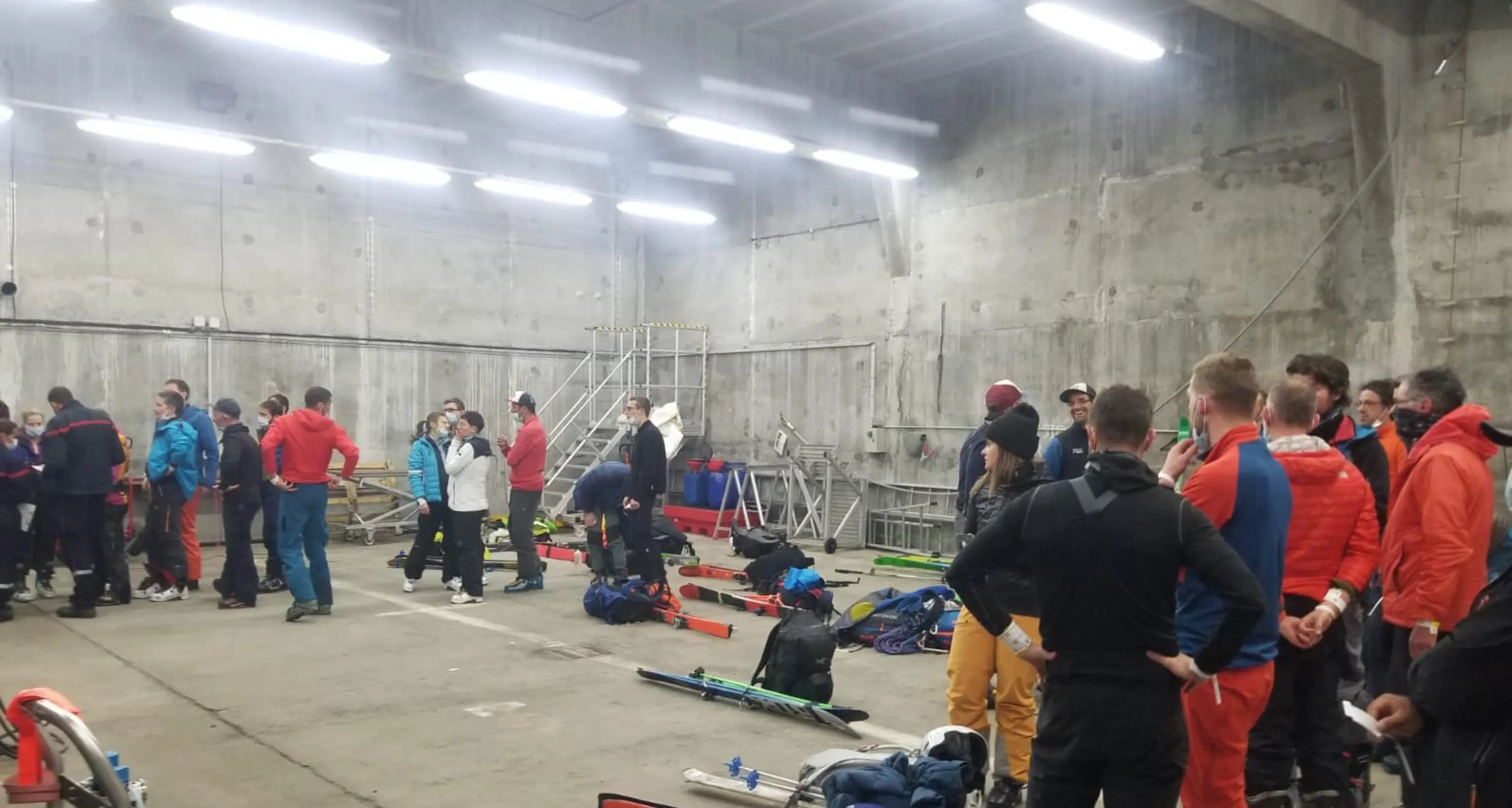 Intossicazione da monossido, evacuati 31 alpinisti da un rifugio sul Monte Bianco