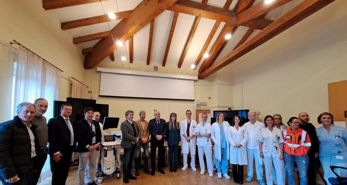 Donati all’ospedale di Tione due ecografi di ultima generazione
