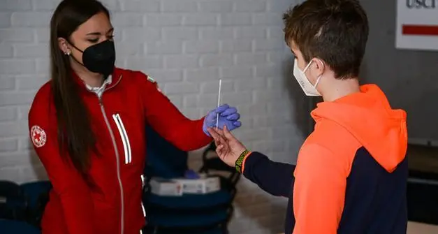 Test salivari a scuola, oggi vertice delle Regioni
