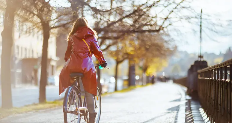 Trento: da oggi il Comune paga i dipendenti che vanno a lavoro in bici