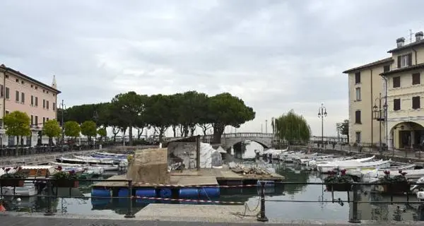 Desenzano, chiuso il Porto Vecchio per il ritrovamento di alcuni residuati bellici
