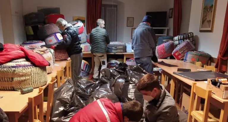 Una sciarpa lunga 30 chilometri nata durante il lockdown sarà srotolata sul Bondone