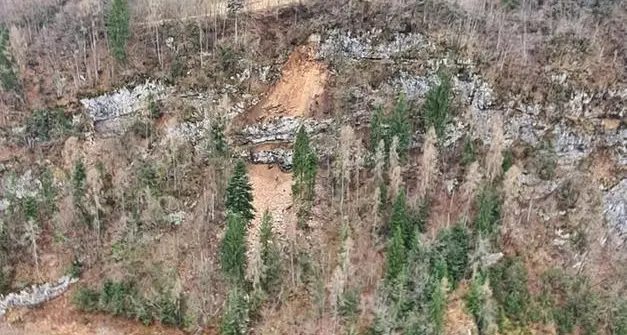 Chiusa la Sp 108 della Valle di Centa per pericolo frana