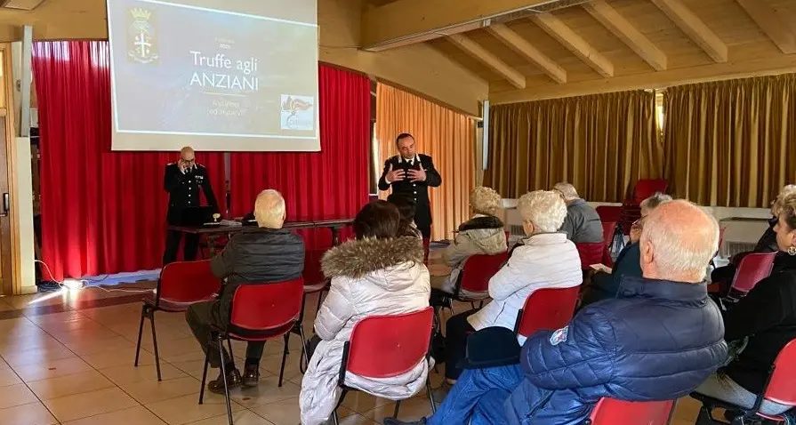 Truffe, i carabinieri di Trento hanno incontrato 1.200 anziani. Falso medico in azione a Povo