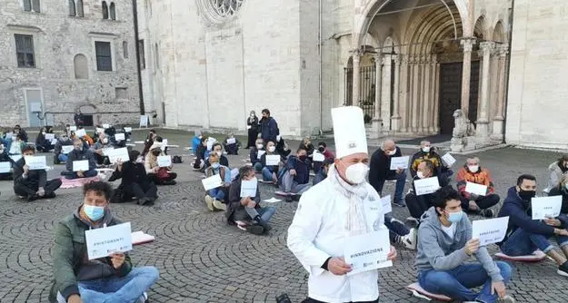 Ristoratori ed esercenti trentini pronti a scendere in piazza a Roma: “L’incertezza fa male più delle chiusure”