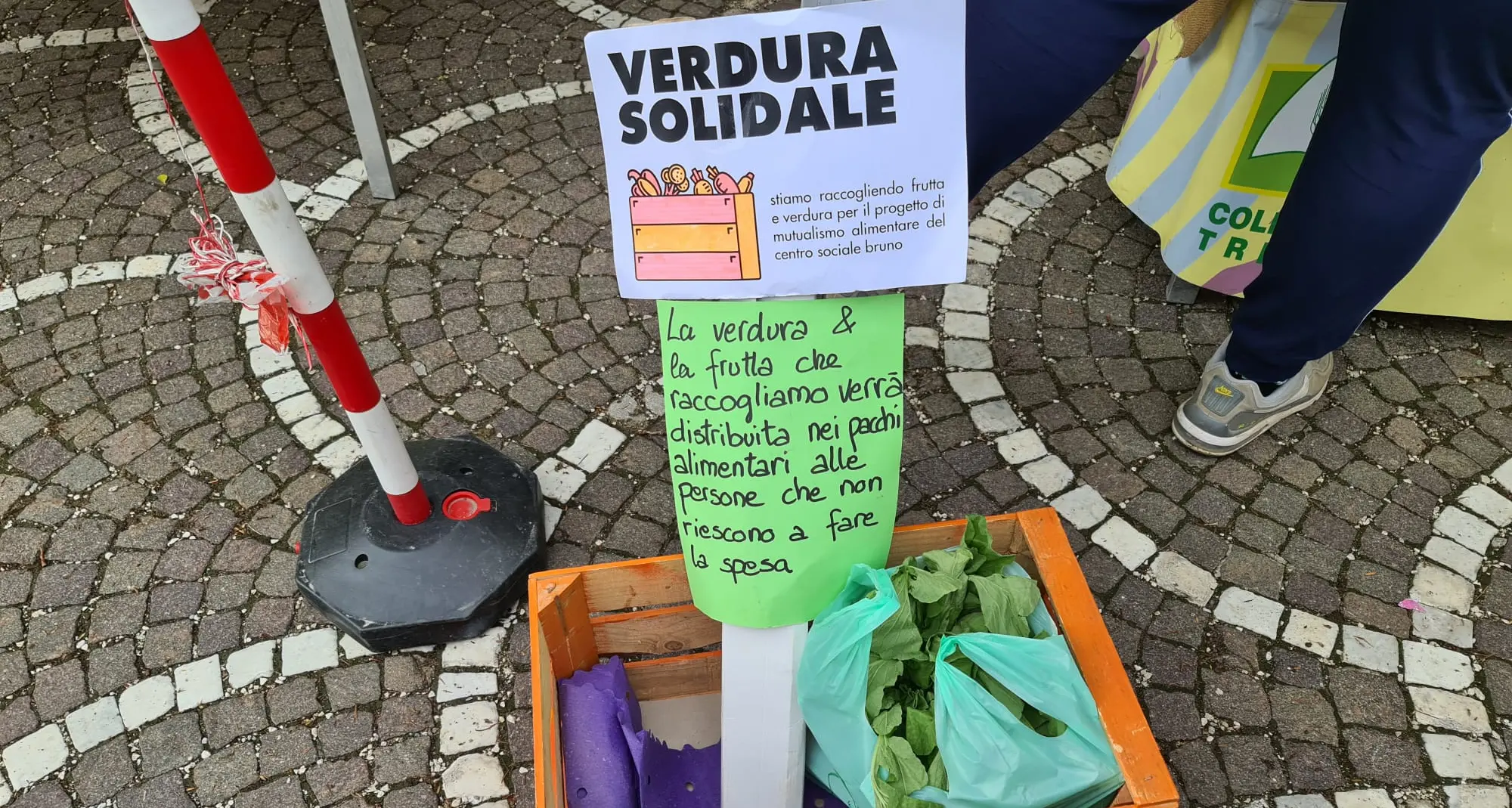 Al mercato contadino di Trento debutta la cassetta della verdura “sospesa”