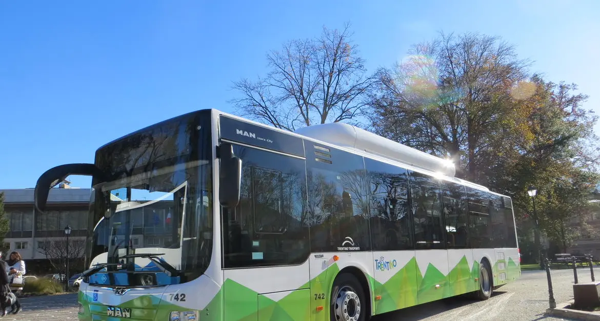 Autisti no vax, cancellate (solo oggi) 25 linee del trasporto pubblico in Trentino