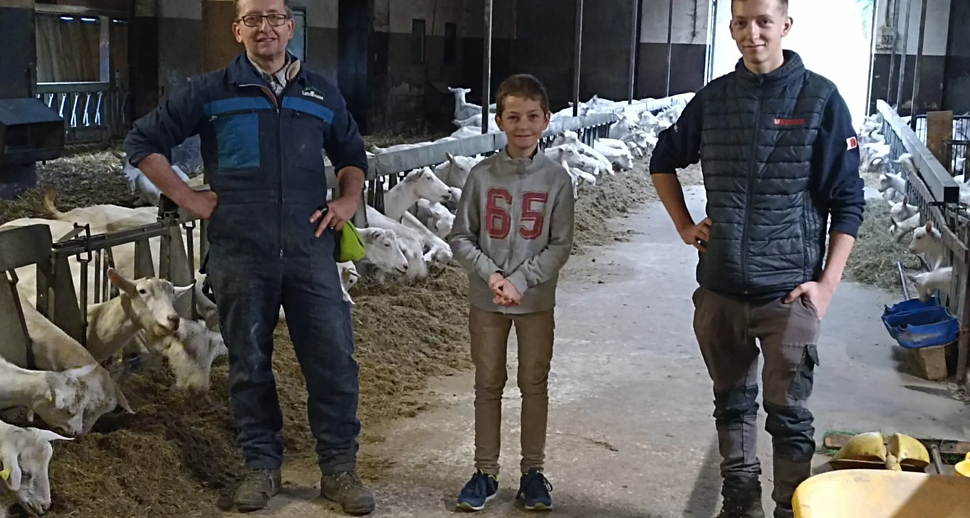 Alberto Mazzola è uno degli irriducibili allevatori di capre della Val di Ledro: «La passione ripaga tutti gli sforzi»