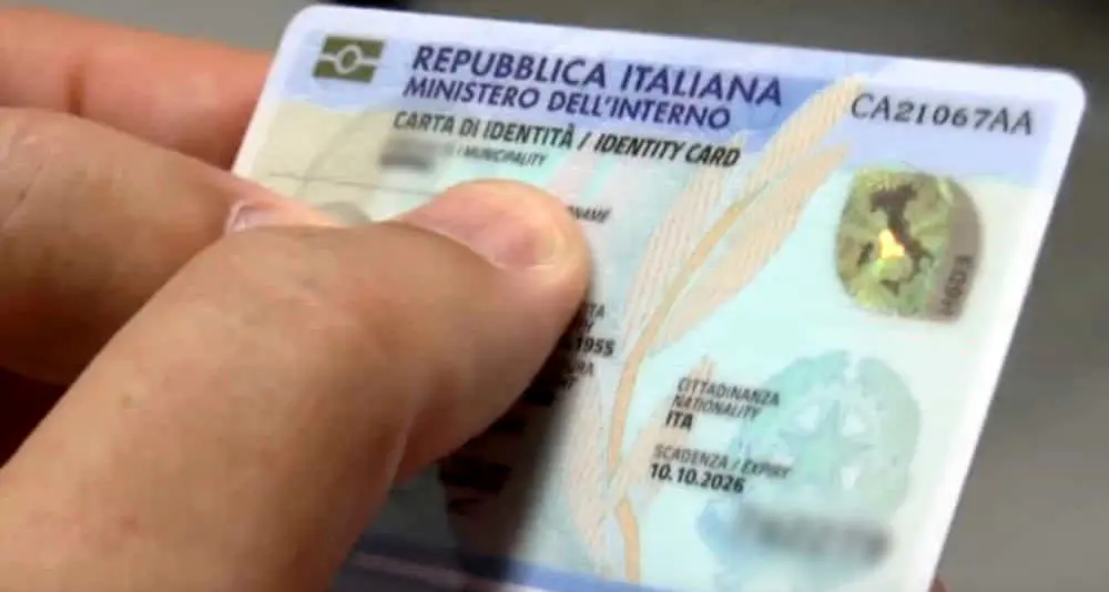 Carta d’identità da rinnovare? A Trento lo si può fare con sei mesi d’anticipo